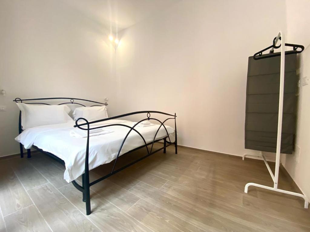Farolfi Apartments Galliera Болонья Екстер'єр фото