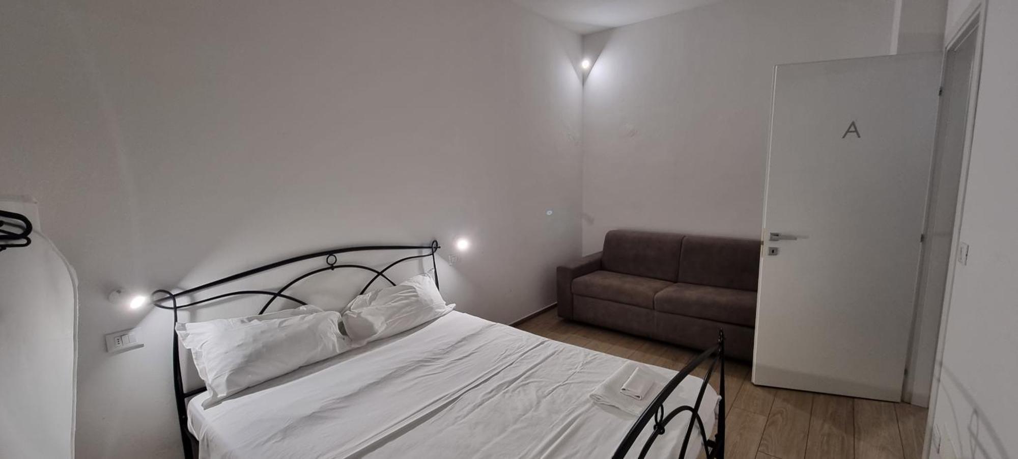 Farolfi Apartments Galliera Болонья Екстер'єр фото