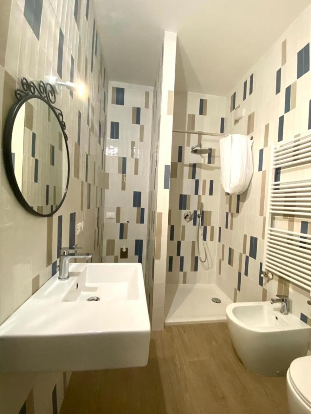 Farolfi Apartments Galliera Болонья Номер фото