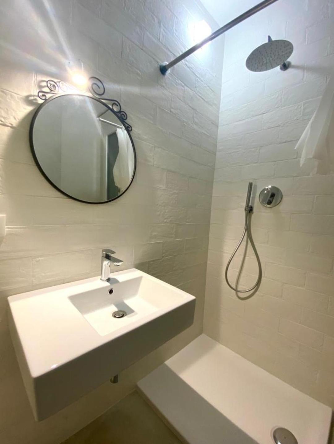 Farolfi Apartments Galliera Болонья Номер фото